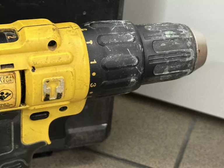 WKRĘTARKA DEWALT DCD776 WALIZKA