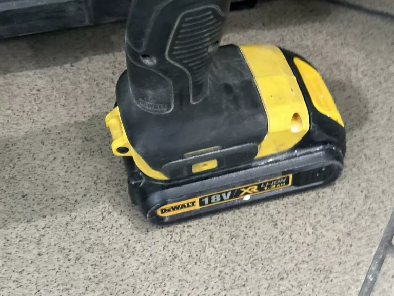 WKRĘTARKA DEWALT DCD776 WALIZKA