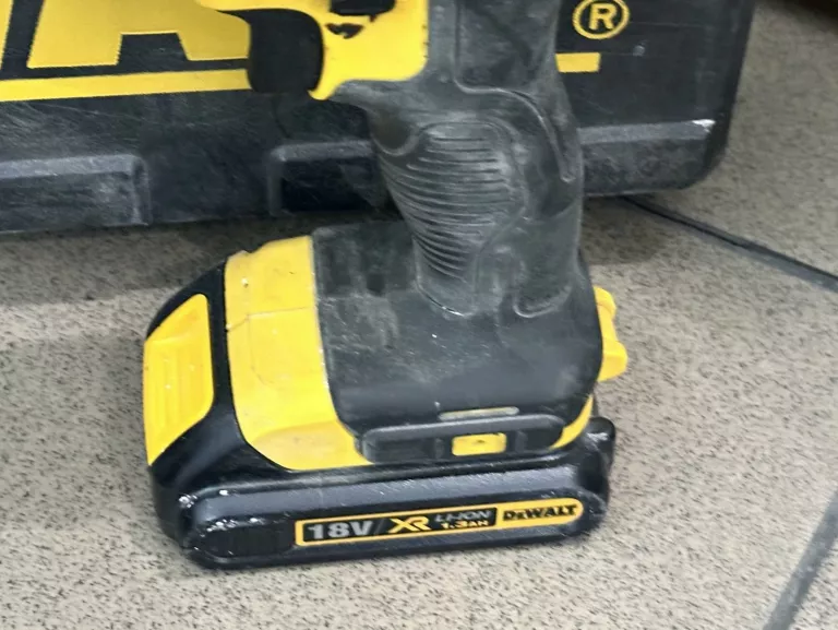 WKRĘTARKA DEWALT DCD776 WALIZKA