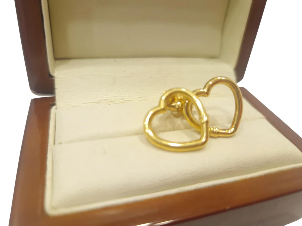 zlote-kolczyki-serduszka-750-tous-stan-11323-2