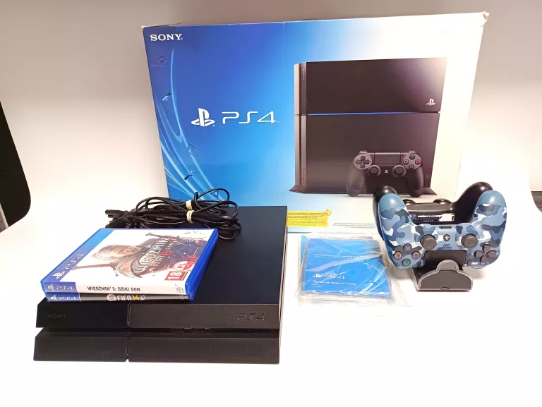 KONSOLA PLAYSTATION 4 500GB / GRY / 2 PADY