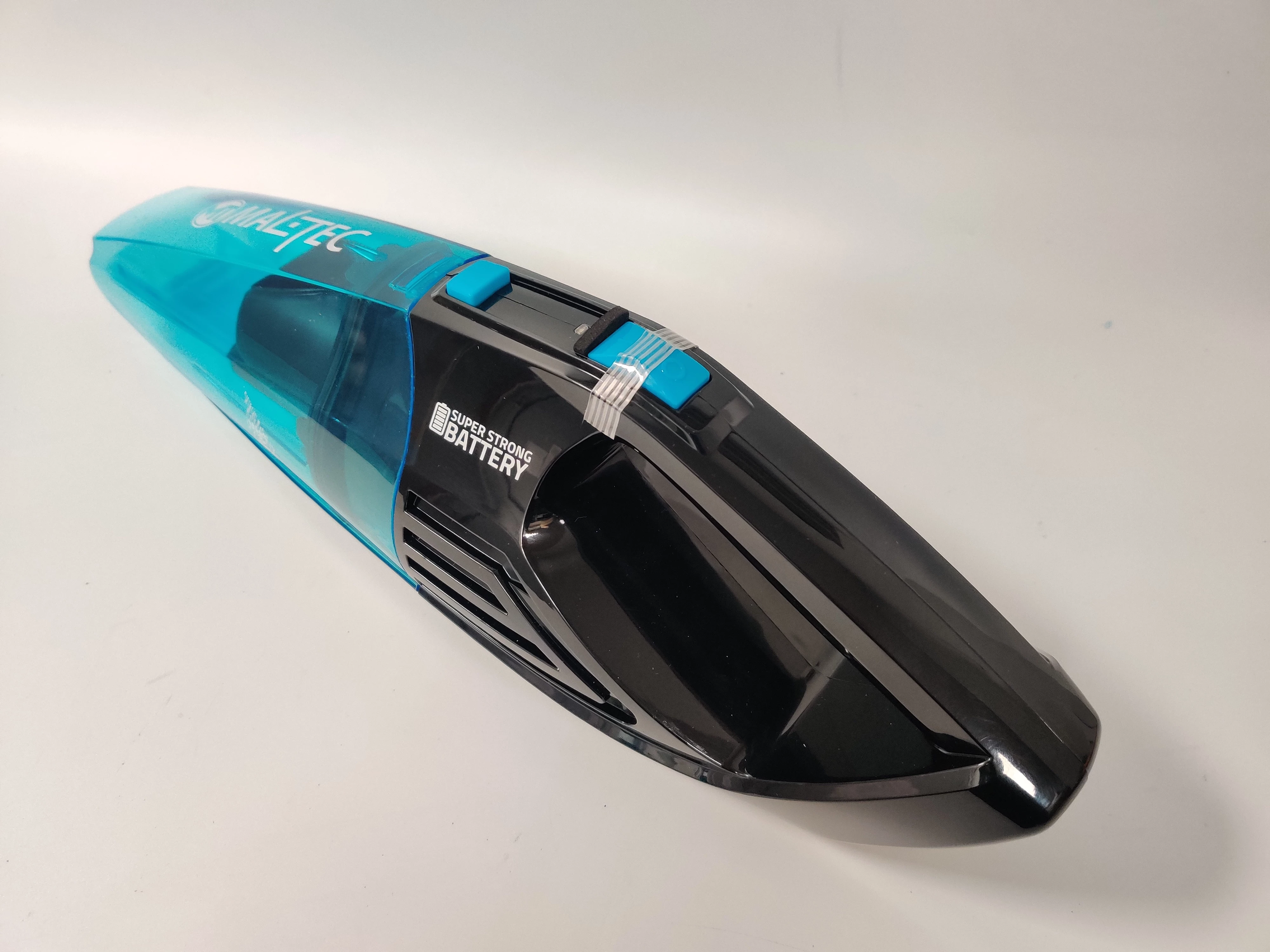 odkurzacz-samochodowy-maltec-pojemnosc-zbiornika-na-kurz-050