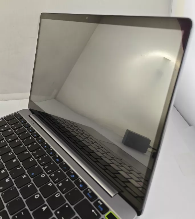 LAPTOP TREKSTOR U13B 4/64GB DOTYKOWY