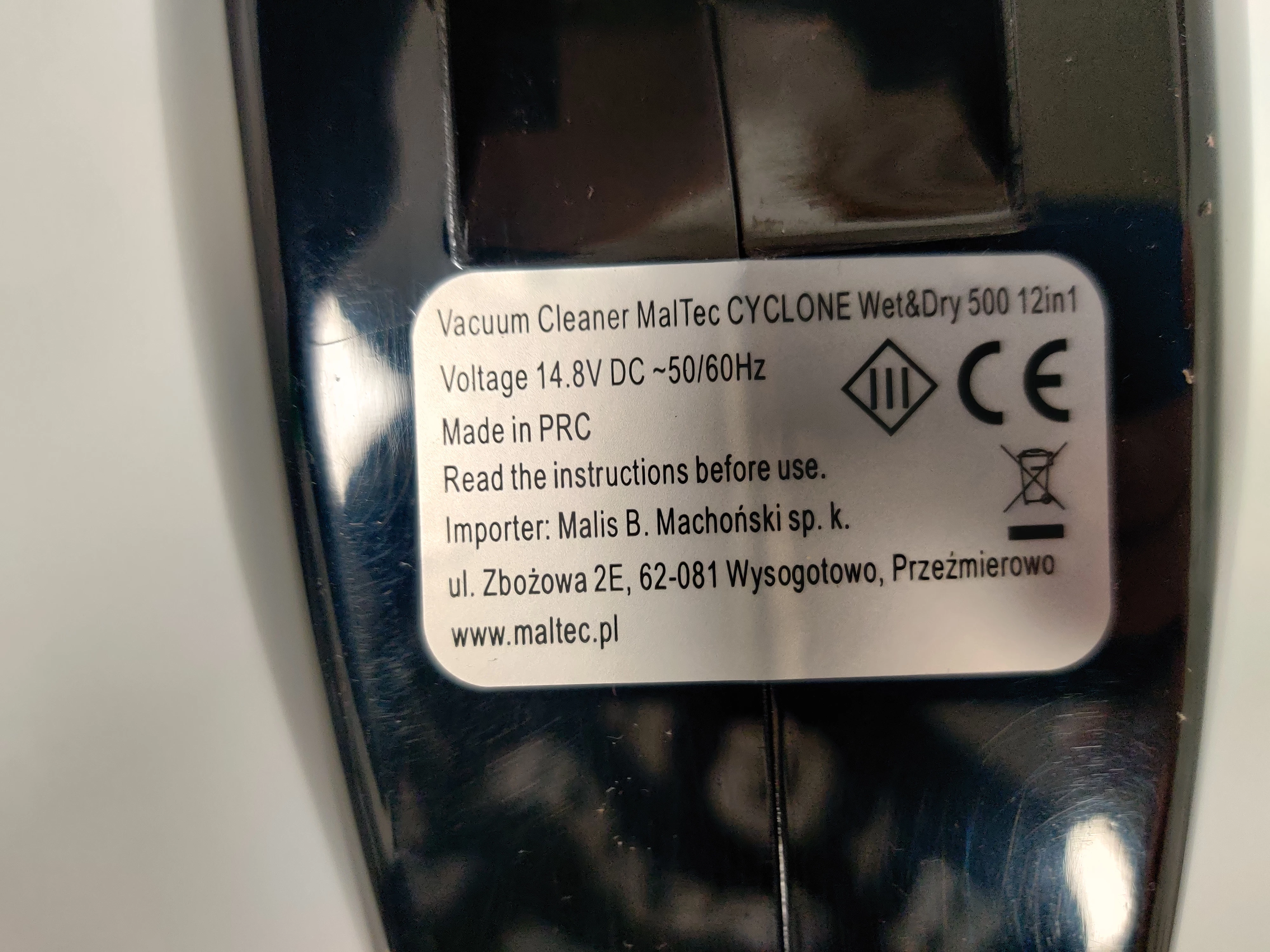 odkurzacz-samochodowy-maltec-kod-producenta-108016