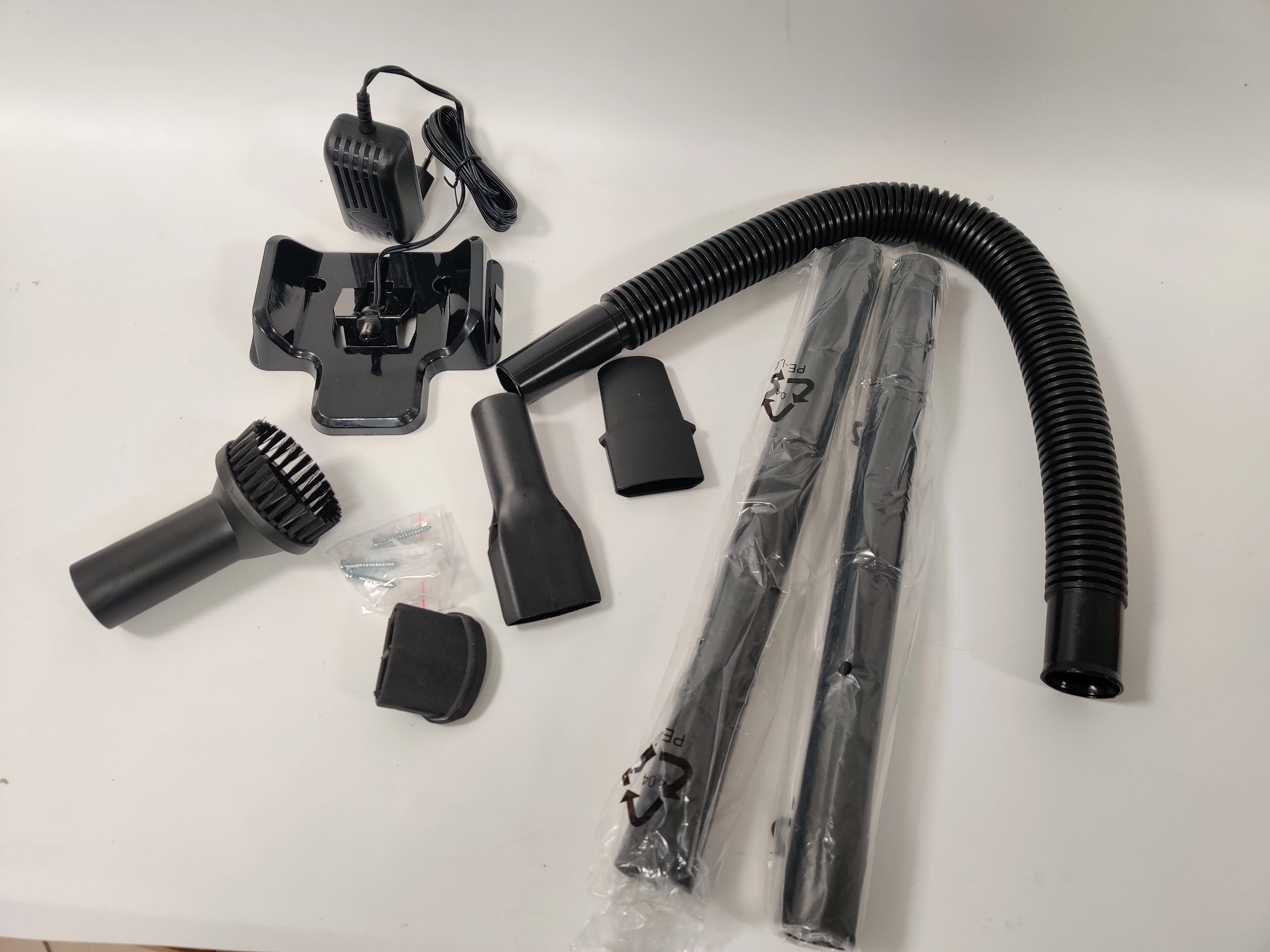 odkurzacz-samochodowy-maltec-ean-gtin-5901924220268