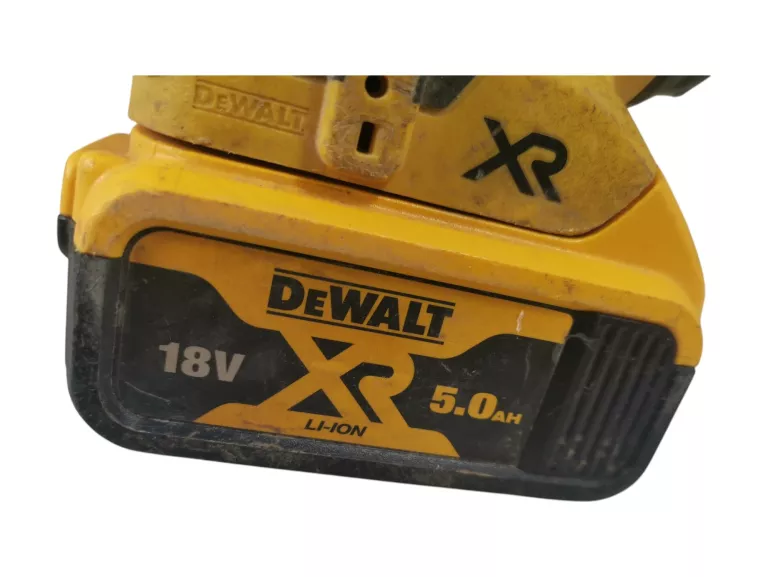 MŁOTOWIERTARKA DEWALT DCH263