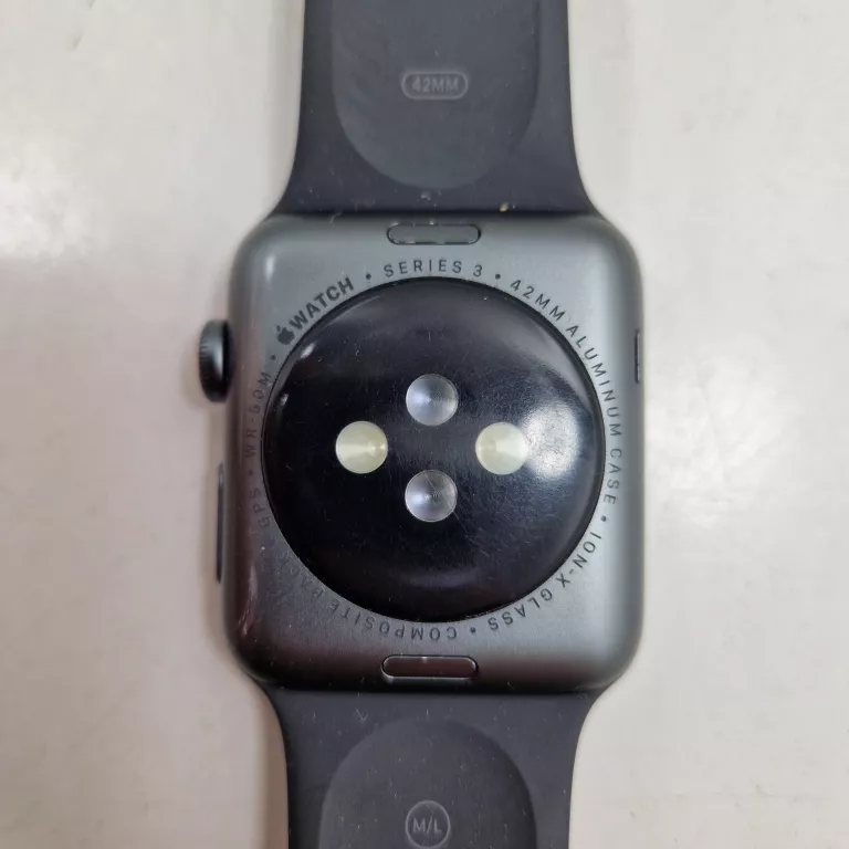 APPLE WATCH SERIES 3 42 MM CZARNY A1859