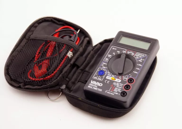 MIERNIK CYFROWY MULTIMETER VARO CAT 1 MAX 5A MAX 250V Z POKROWCEM KABLE