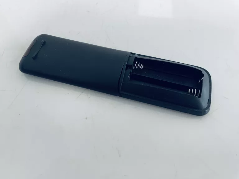 PROJEKTOR LED MAGCUBIC HY320 MINI ANDROID Z WBUDOWANYM GŁOŚNIKIEM CZARNY