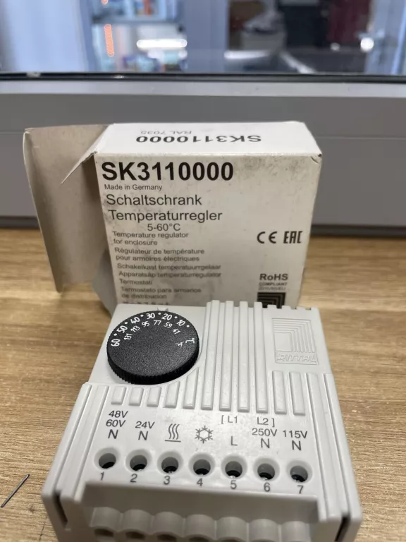 TERMOSTAT SZAFY ROZDZIELNICY RITTAL SK3110 5-60 *C [SK 3110]