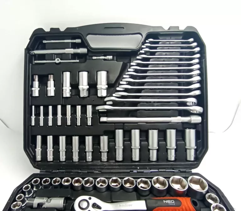 ZESTAW NEO TOOLS 233 EL