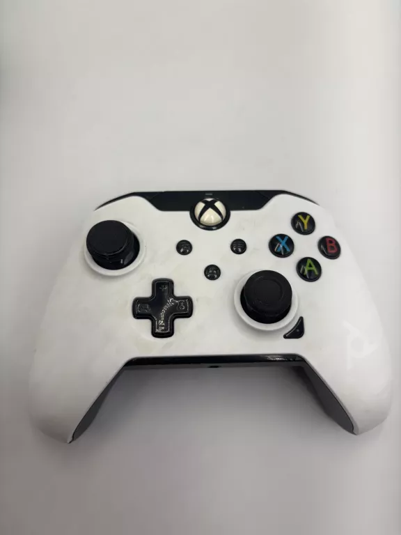 PAD PRZEWODOWY PDP GAMING XBOX ONE DESIGNED