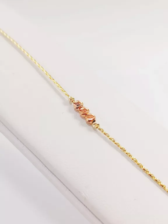 NIENOSZONA ZŁOTA BRANSOLETKA CELEBRYTKA P585 0.86G 19CM