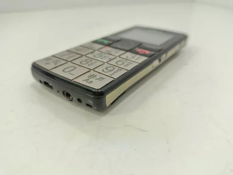 TELEFON MAXCOM MM710BB
