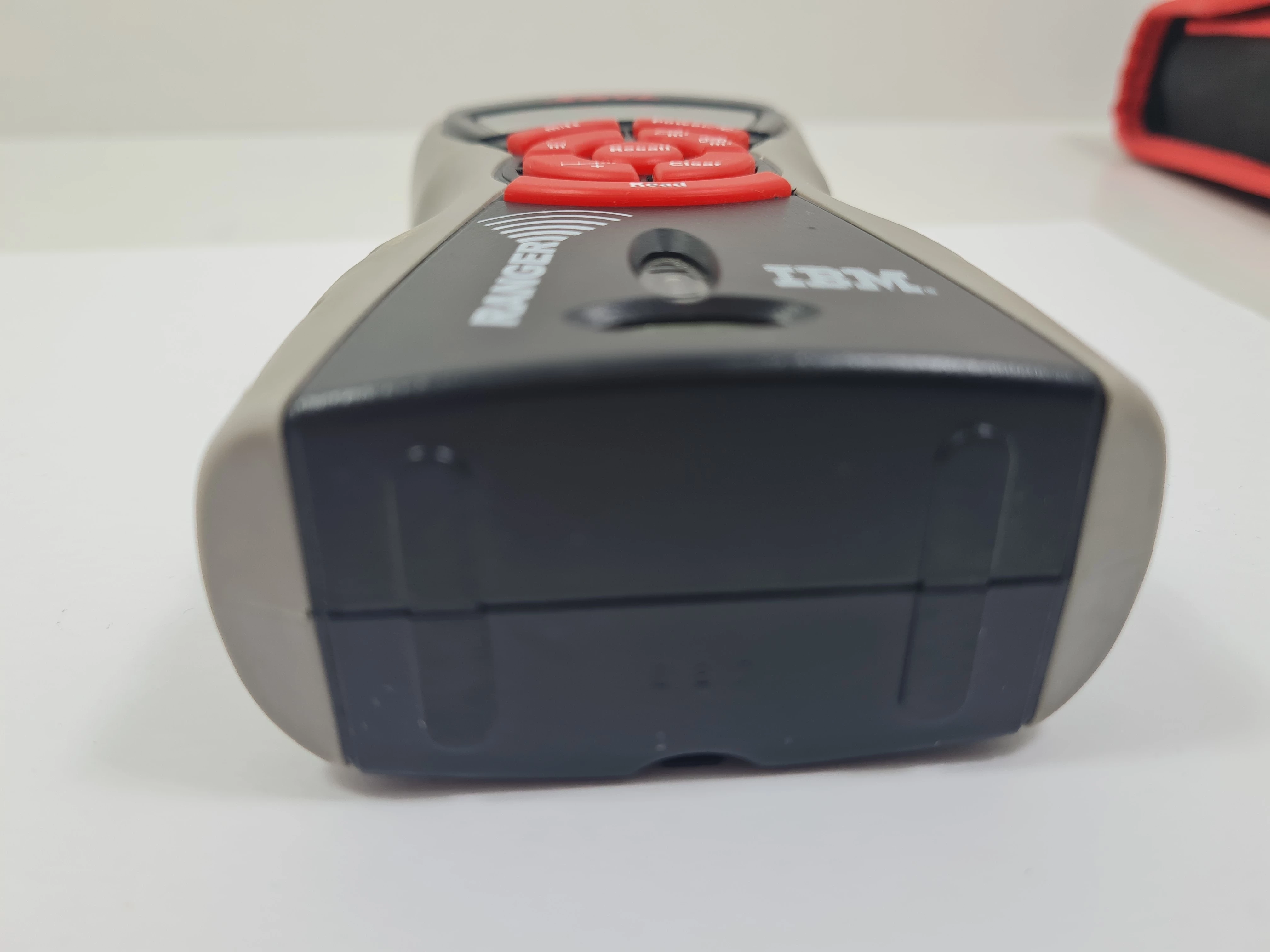 dalmierz-laserowy-z-poziomica-skil-ranger-520-etui-ean-gtin-8710364028597