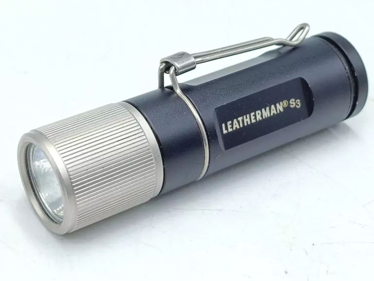 LATARKA LEATHERMAN SERAC S3