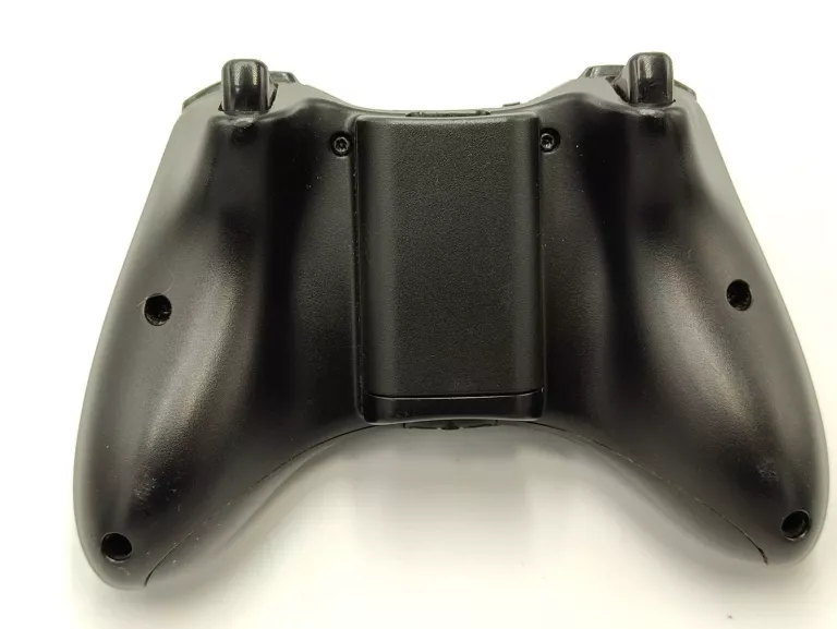 KONSOLA XBOX 360 E PAD ZASILACZ