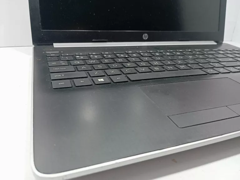 LAPTOP HP 15-DA0004NW