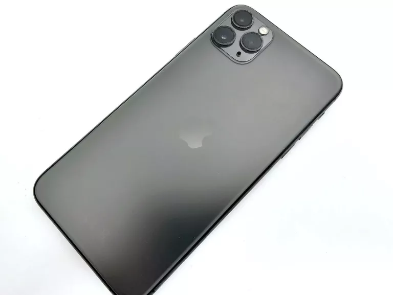 TELEFON IPHONE 11 PRO MAX 64GB 78% BATERIA