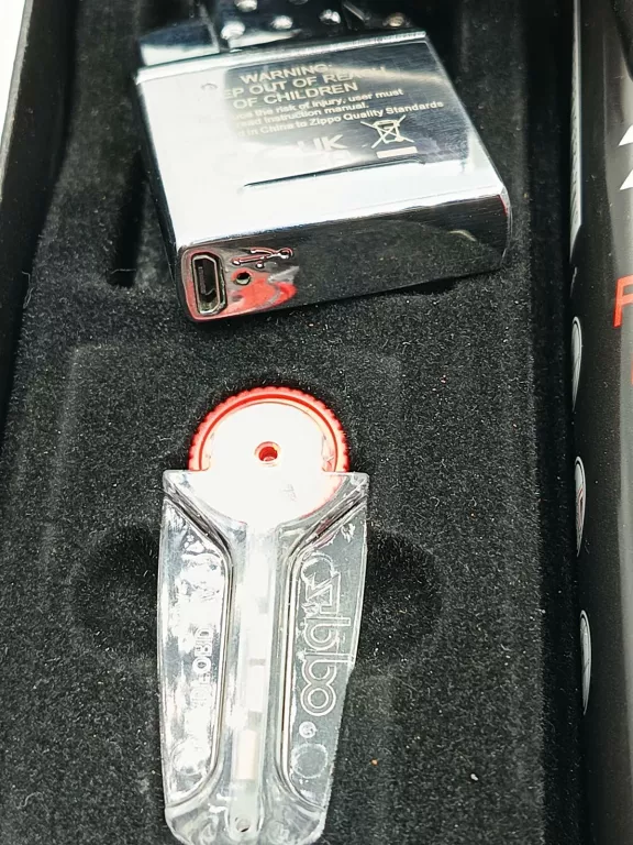 KOMPLET ZAPALNICZEK ZIPPO POLECAMY