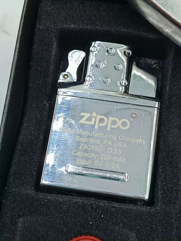 KOMPLET ZAPALNICZEK ZIPPO POLECAMY