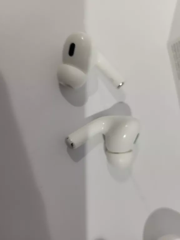 APPLE AIRPODS PRO