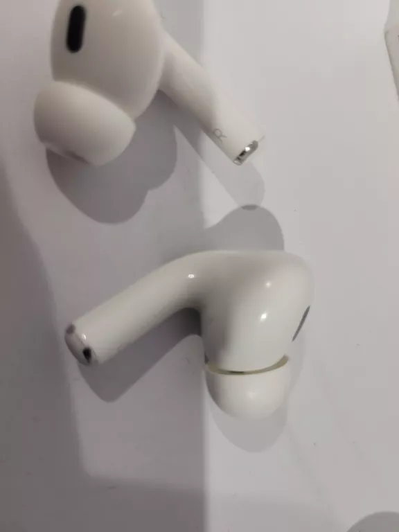 APPLE AIRPODS PRO