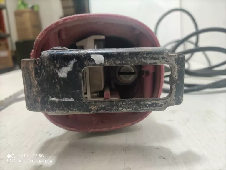 PIŁA PILARKA SZABLASTA 230 V 1050 W MEEC TOOLS