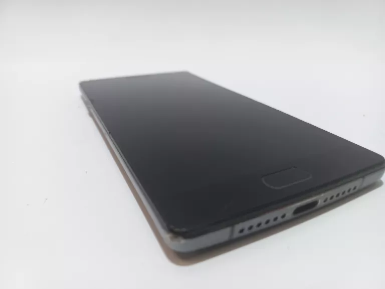 SMARTFON ONEPLUS 2 4 GB / 64 GB 4G (LTE) CZARNY