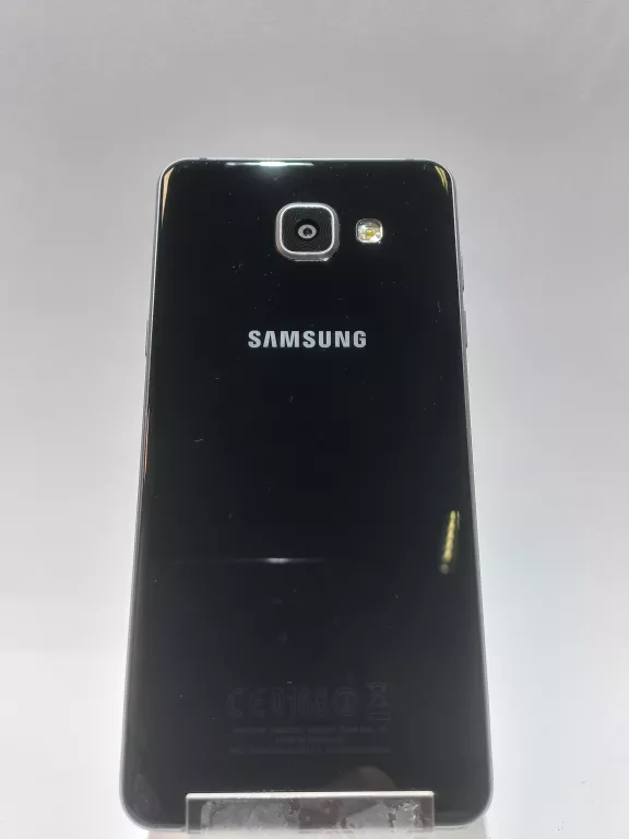 SMARTFON SAMSUNG GALAXY A5 2 GB / 16 GB 4G (LTE) CZARNY