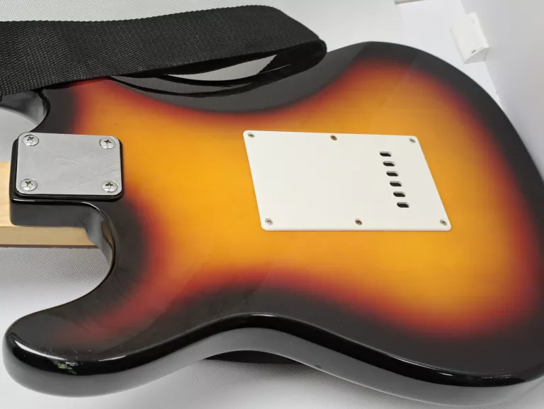 GITARA ELEKTRYCZNA EVER PLAY