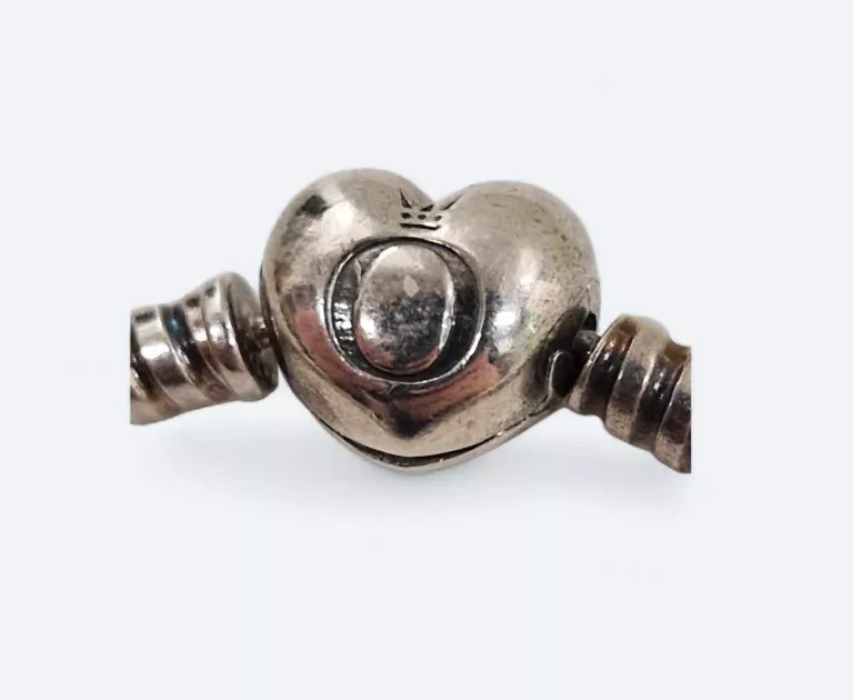 bransoletka-pandora-moments-stan-11323-2