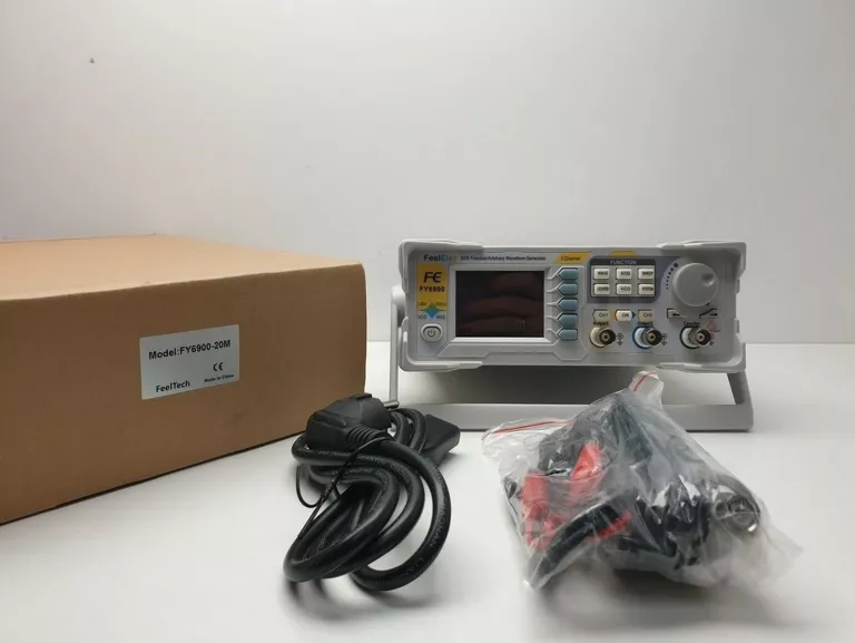 GENERATOR FUNKCYJNY FEELELEC FY6900 60MHZ KOMPLET