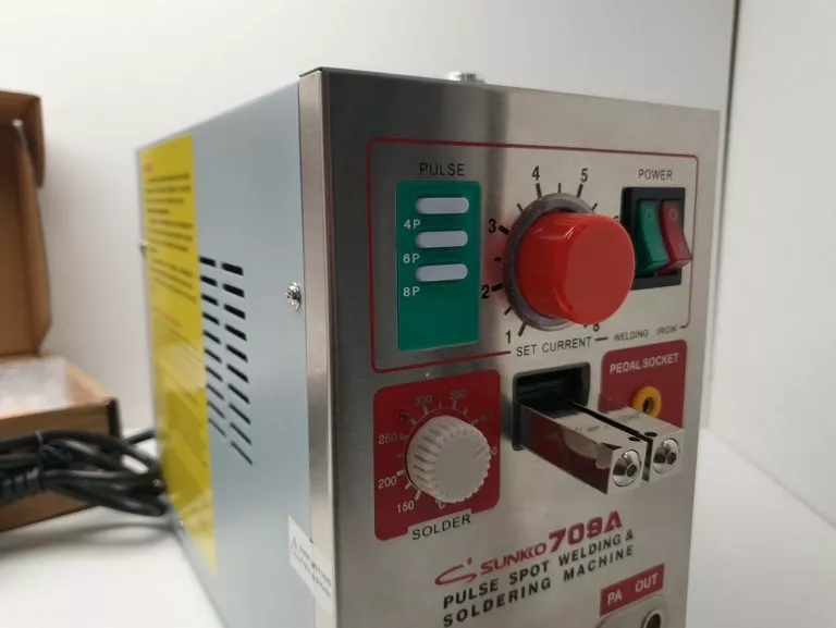 ZGRZEWARKA IMPULSOWA PUNKTOWA SUNKKO 709A Z LUTOWNICĄ KOMPLET