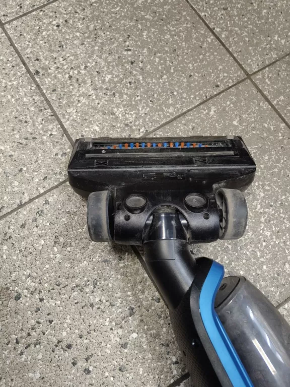 ODKURZACZ PIONOWY BEZPRZEWODOWY PHILIPS FC6405