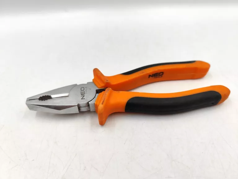 SZCZYPCE KOMBINERKI NEO TOOLS