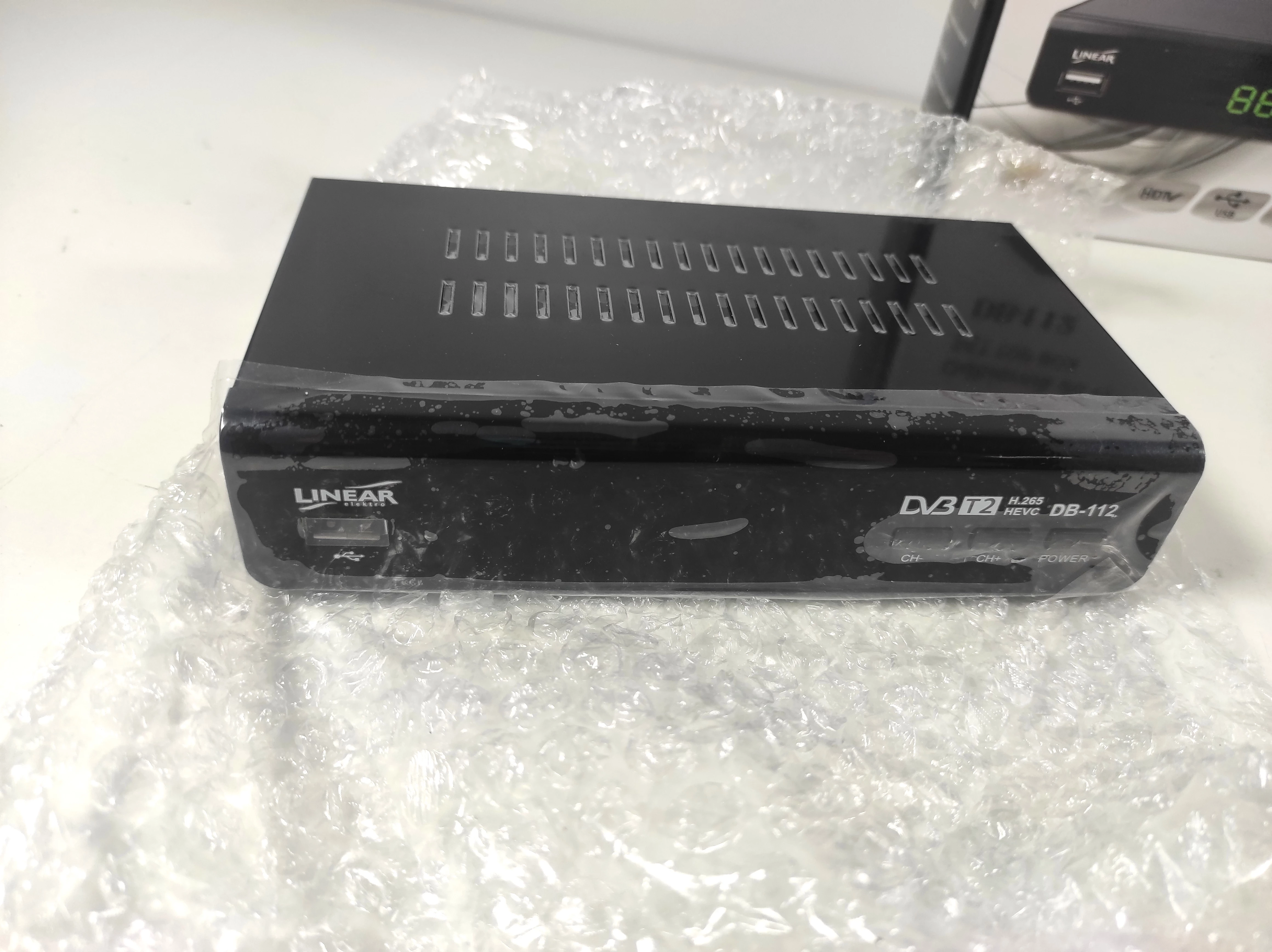 dekoder-linear-elektro-db-112-dvbt-kpl-model-db-112