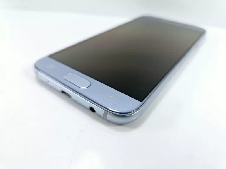 TELEFON SAMSUNG GALAXY J5 16/2 GB + SŁUCHAWKI