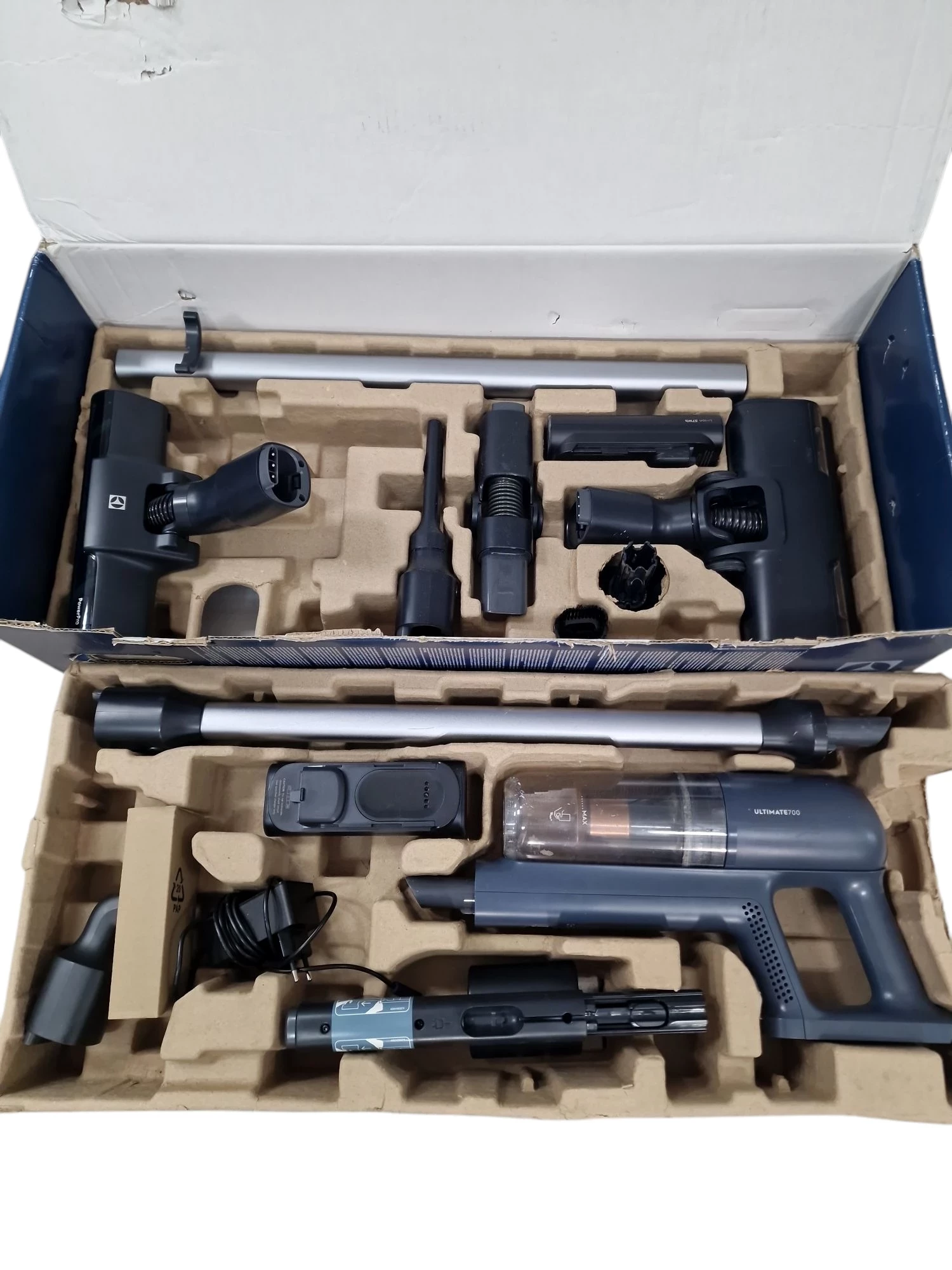 odkurzacz-electrolux-ultimate-700-ep71u142xn-kod-producenta-electrolux