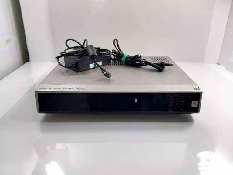 DEKODER Z NAGRYWARKĄ ADB-5810CDX
