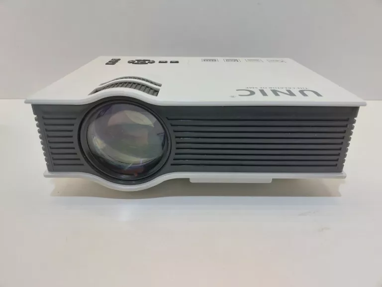 UNIC UC40 800 LUMENÓW LED MINI PROJEKTOR KINO DOMOWE BIZNES HDMI AV SD 108