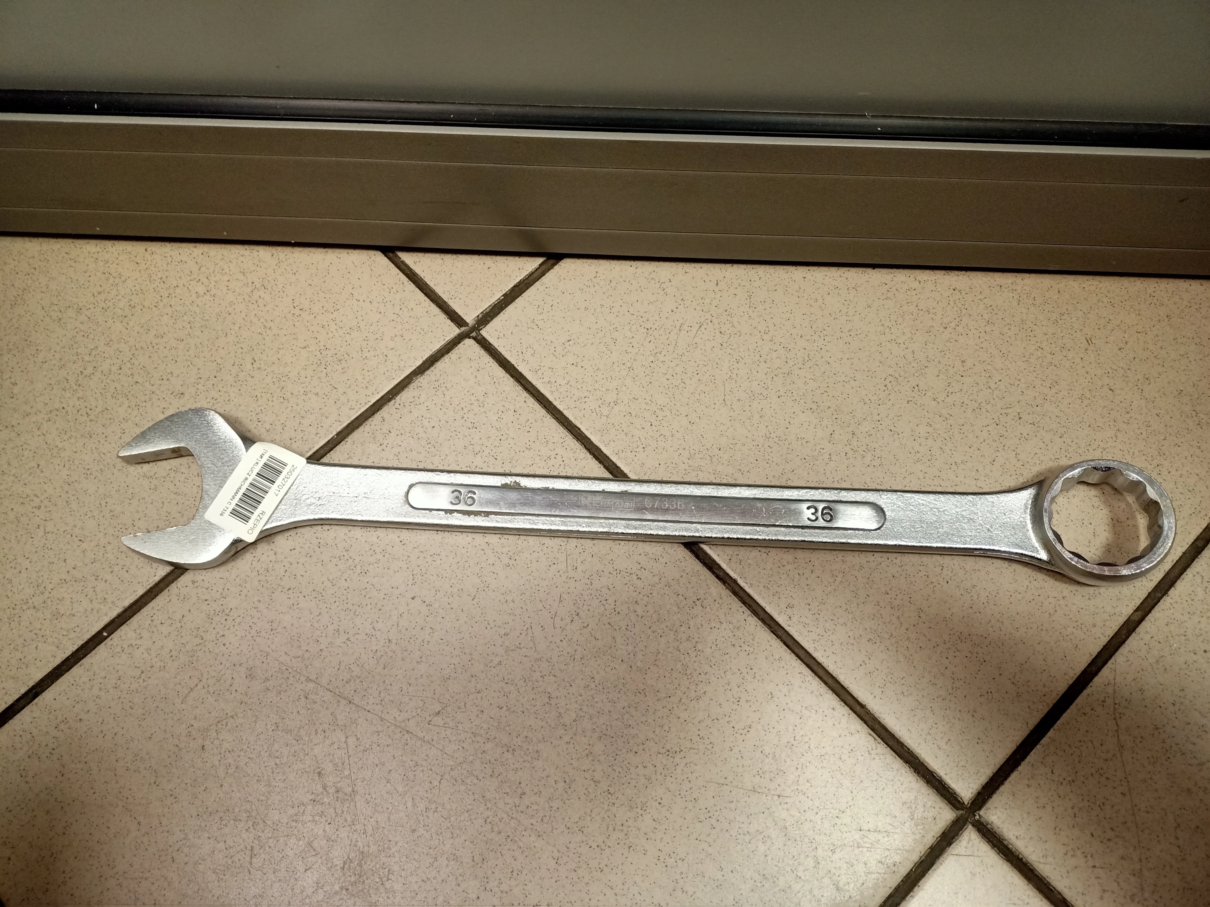 klucz-richmann-c-7336-senatorska-38-legnica