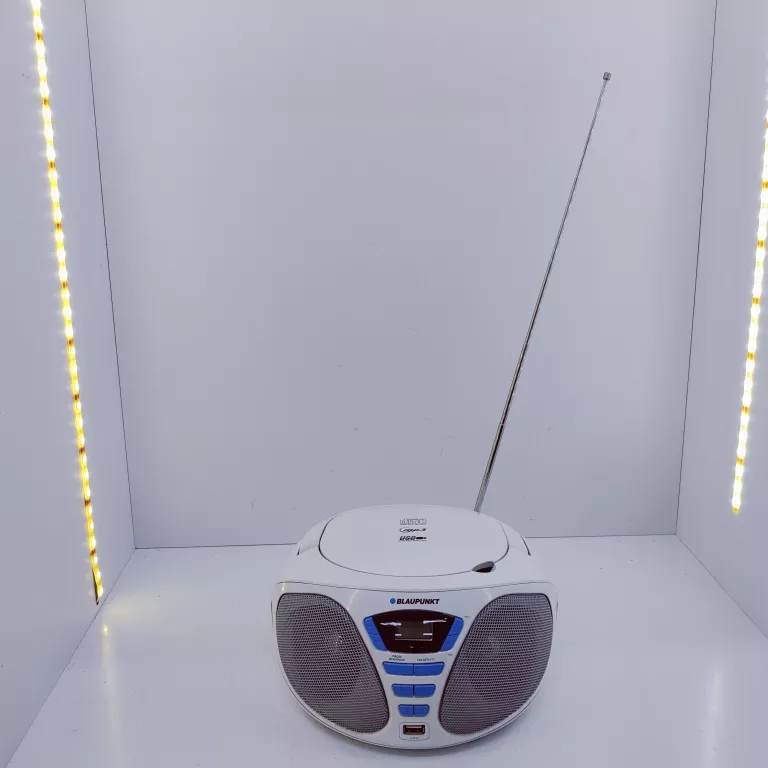 RADIOODTWARZACZ BLAUPUNKT BB5WH KOMPLET