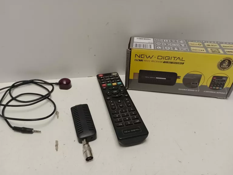 DEKODER TUNER NEW DIGITAL T2 007 INVISIBLE SD/HD TV STICK DVB-T2 H.264