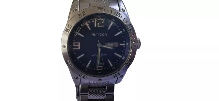 ZEGAREK ARMITRON