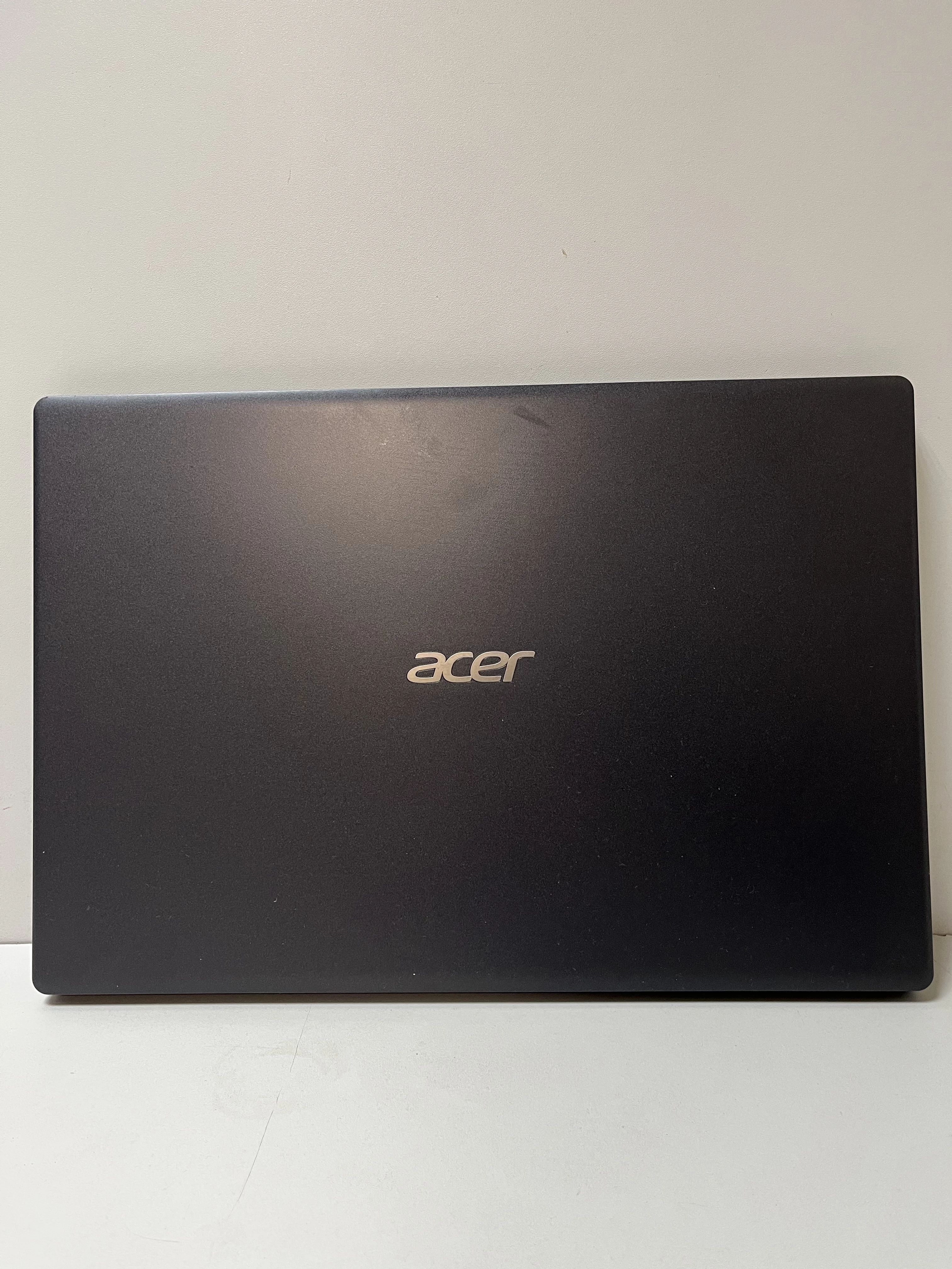 laptop-acer-aspire-3-amd-athlon-silver-3050u-8115gb-ean-gtin-4710886986591