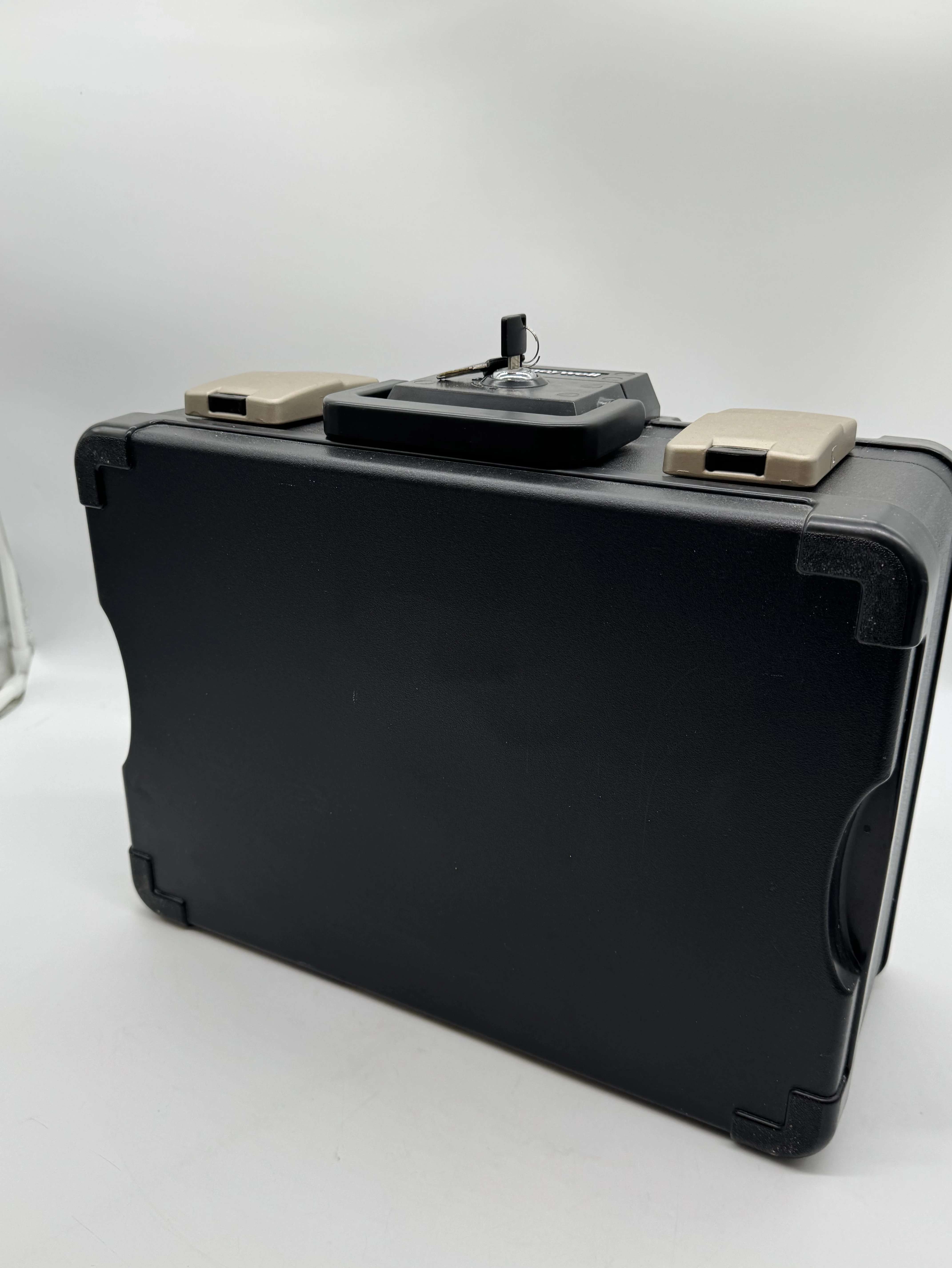 honeywell-sejf-kaseta-pancerna-stan-11323-2