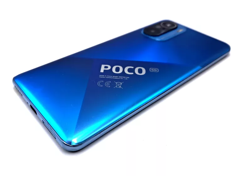 SMARTFON POCO F3 8 GB / 256 GB 5G