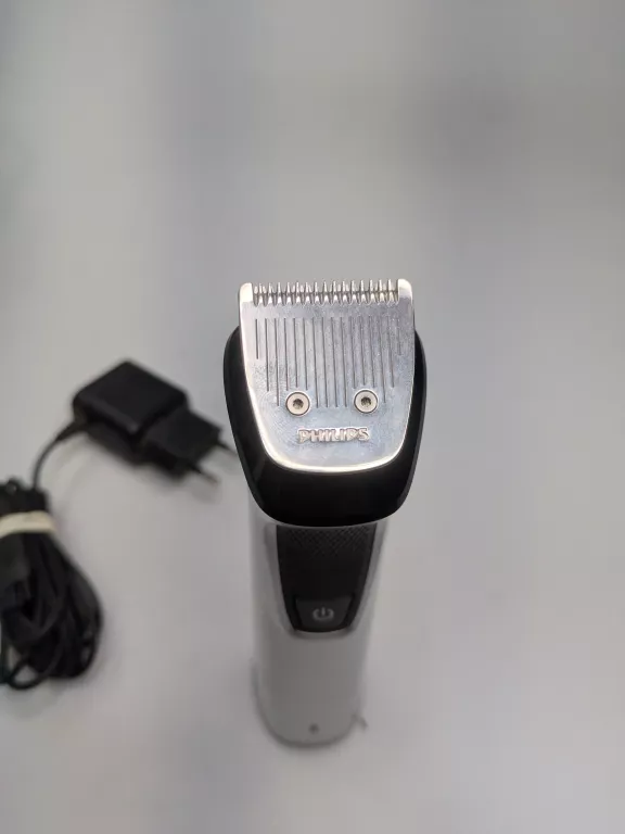 MASZYNKA PHILIPS MG7710