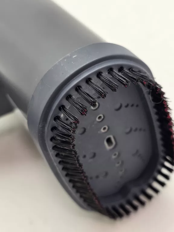 BELDRAY PODRÓŻNA PAROWNICA DO UBRAŃ Z CIĄGŁYM STRUMIENIEM PARY 1200W